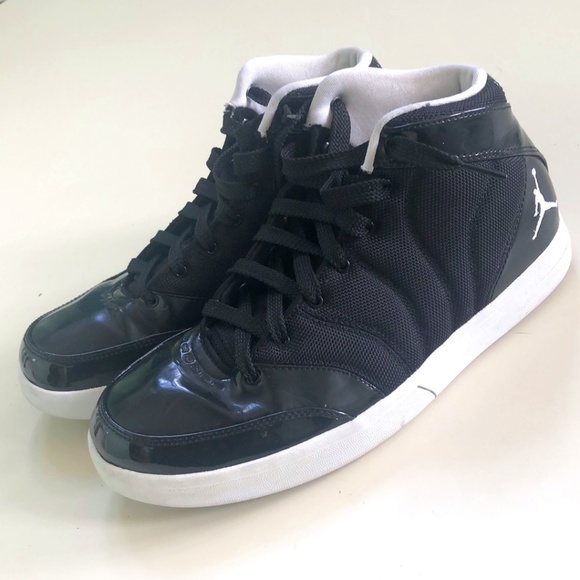 Nike Jordans Black